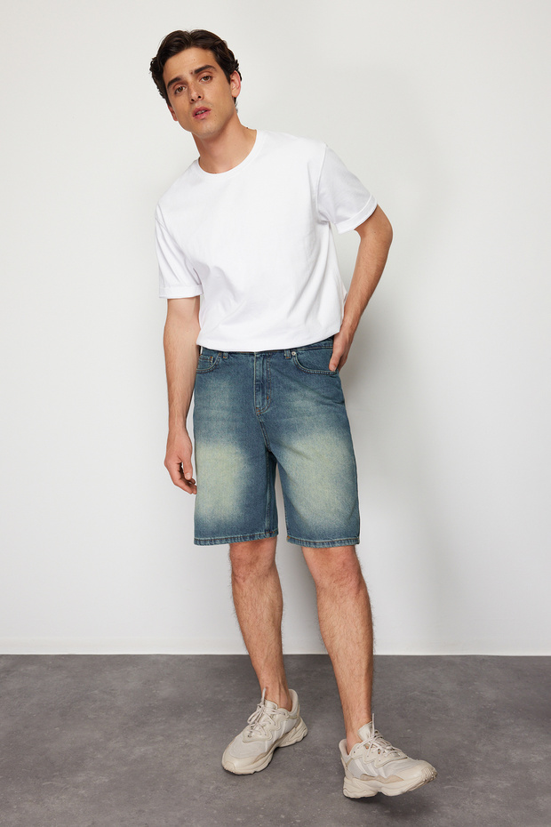 Mavi Geniş Kesim Bol Eskitme Denim Kot Şort TMNSS24SR00073 - 3