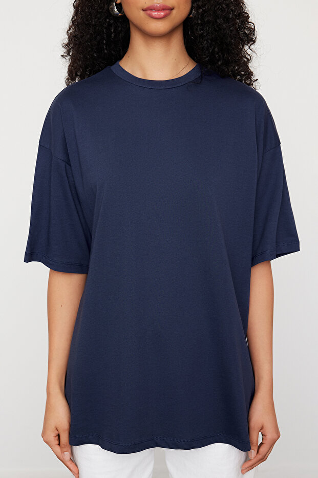 Lacivert %100 Pamuk Sırt Slogan Baskılı Oversize/Geniş Kalıp Örme T-Shirt TWOSS24TS00091 - 5