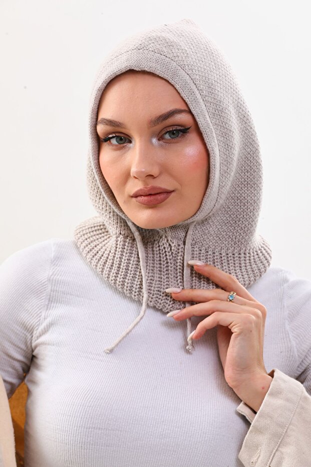 سلسلة قبعة بالاكلافا النسائية