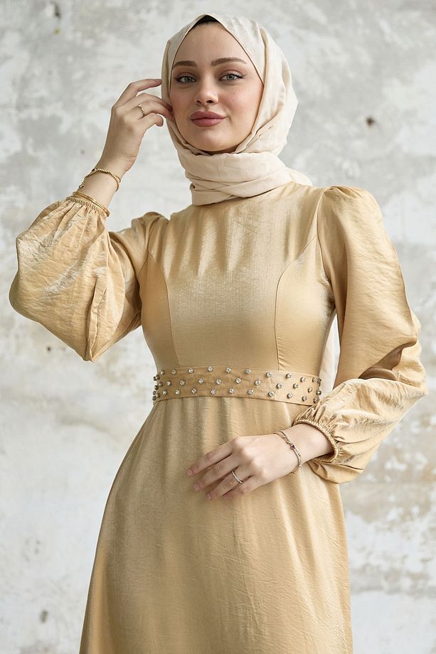 Taş Kuşaklı Simli Saten Elbise - Sarı - 3