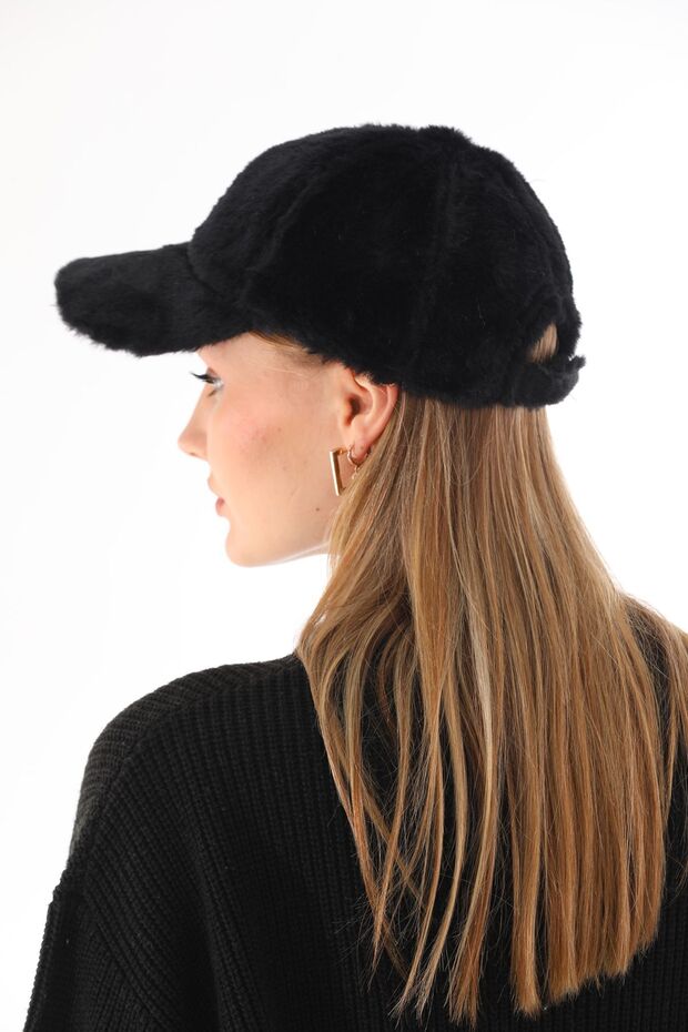 Plush Black Hat - 4