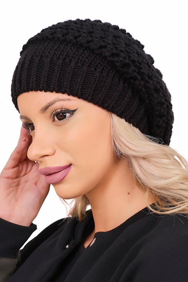 Kadın Siyah Triko Tek Kat Ressam Bere - 1