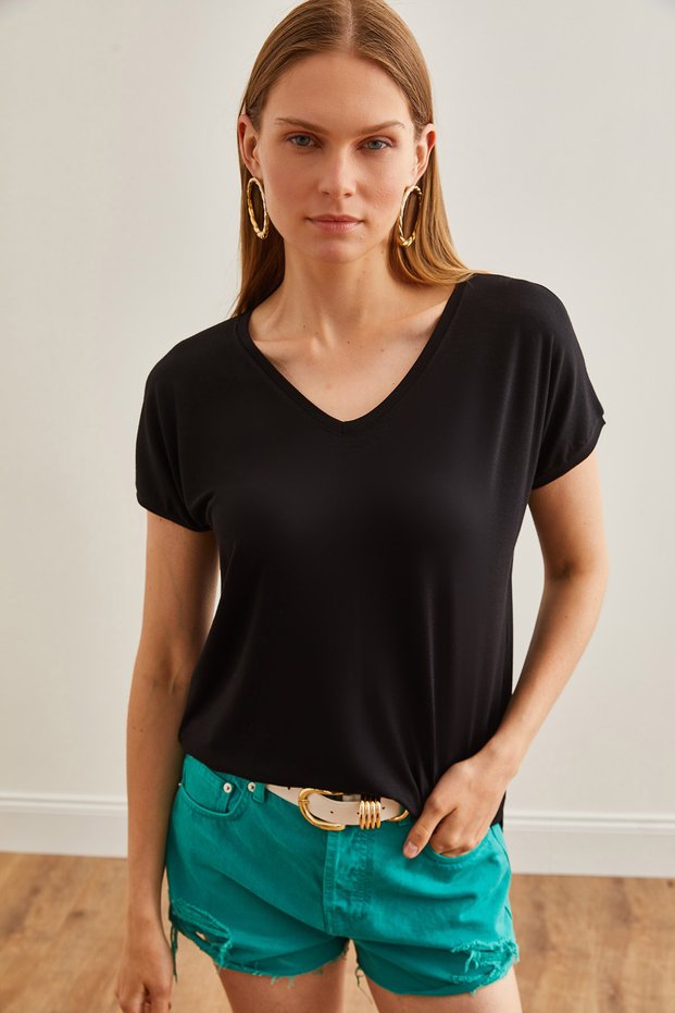 Women's Black V Neck Bat Knitted Viscose T-Shirt Tsh- 19000822