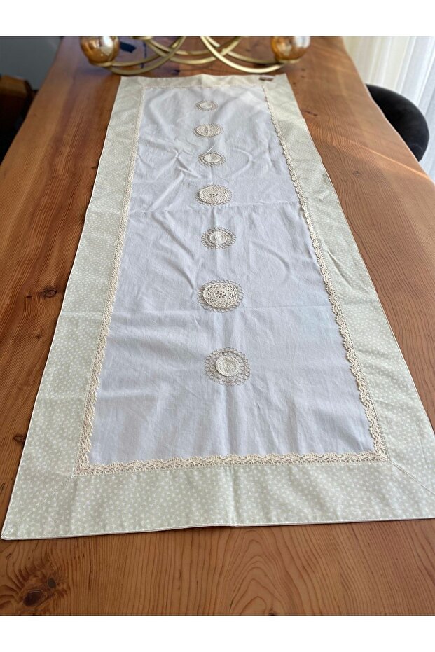 Natural Lace Detailed Runner 50x130