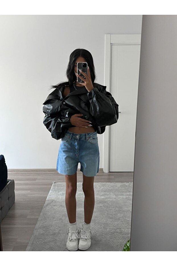Mavi yıkamalı denim şort - 1