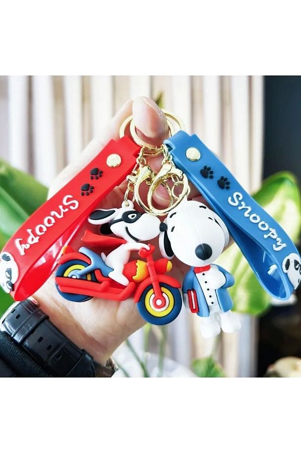 Snoopy Dog Anahtarlık Lüks Büyük Boy Çanta Aksesuarlı 3D Boyutlu Sevimli Kahraman Süper Köpek 1 Adet - 4