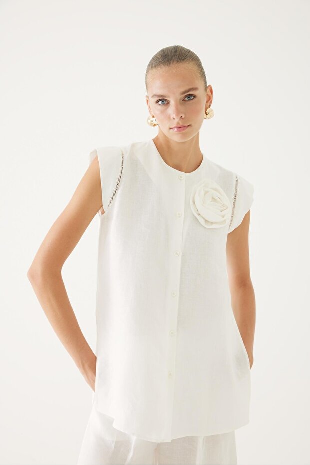 Çiçek İşlemeli Ekru Bluz - 3