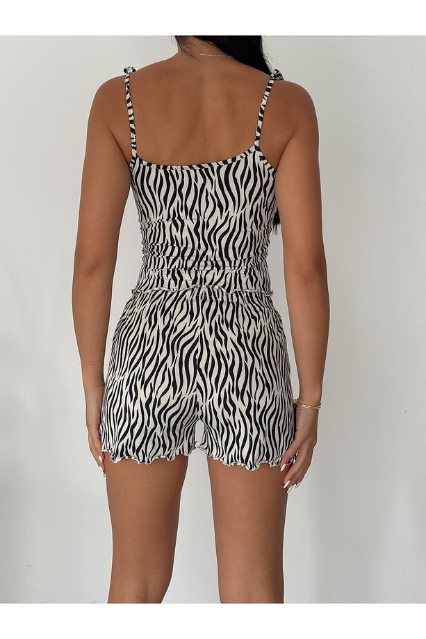 Kadın Zebra desenli yumuşak bağcıklı detaylı shortlu pijama takımı - 5