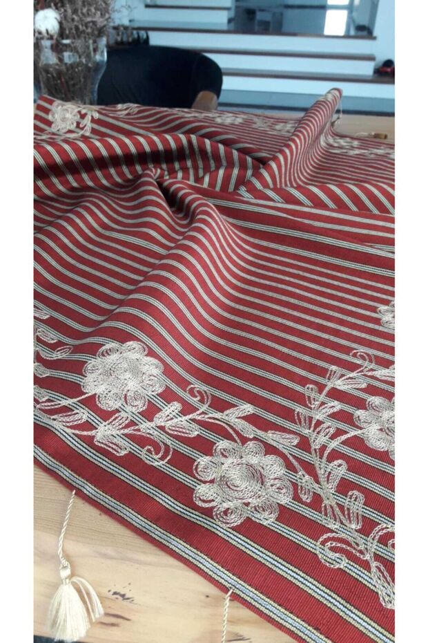 Square Embroidered Wooden Work Local Table Cloth