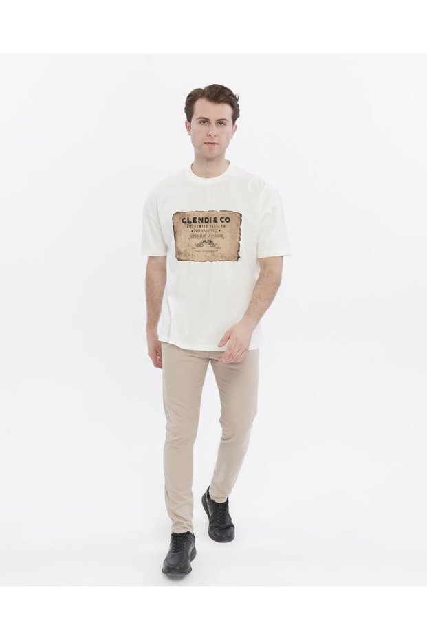 Oversize Print Detailed T-Shirt