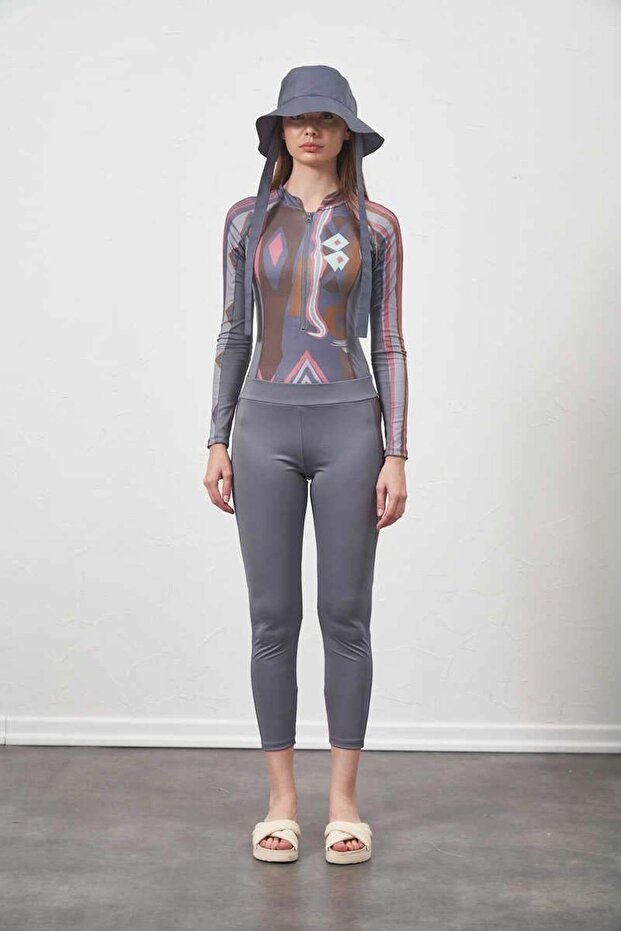 قبعة الشاطئ ذات الدلو الرمادي - 1