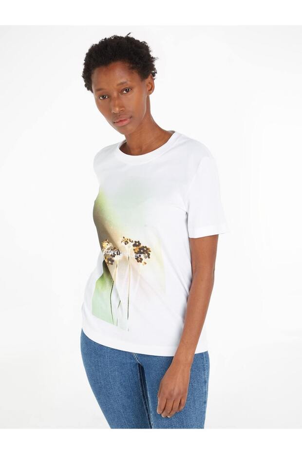 Women's White T-Shirt - J20J220723YAF