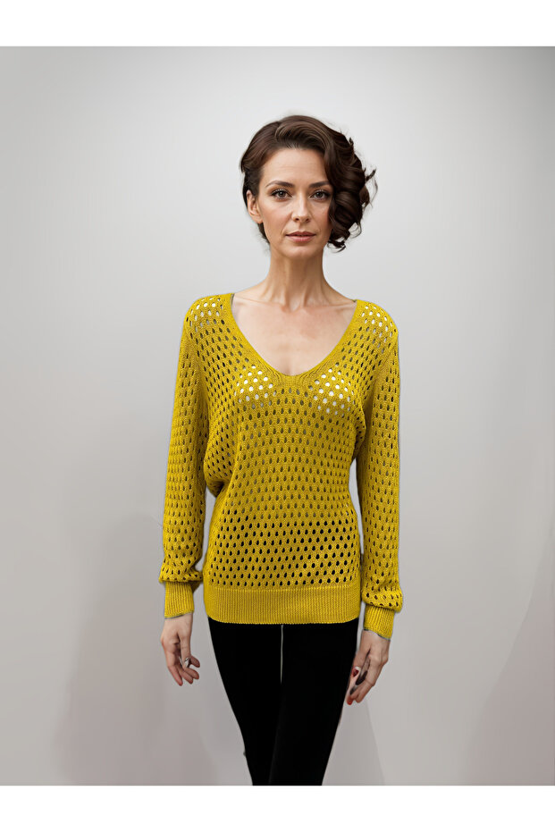 100% Cotton Mesh Detailed V-Neck Knitwear Sweater