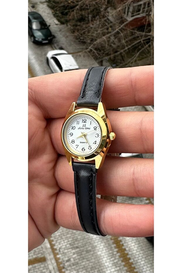 Leather Strap Vintage Women's Wristwatch