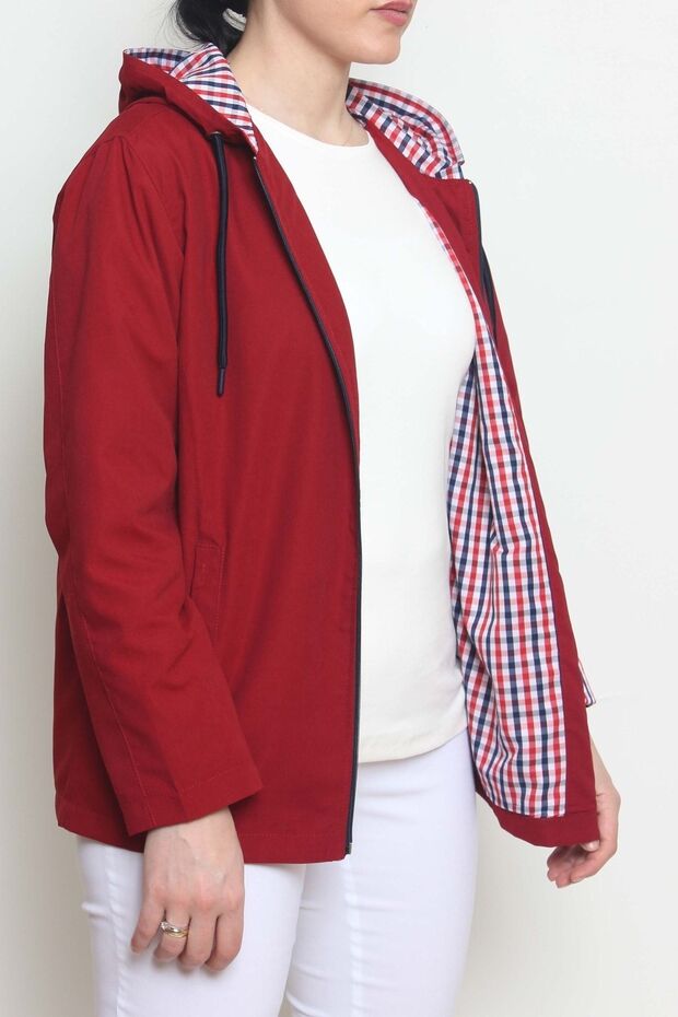 Women's Hooded Raincoat & Windbreaker