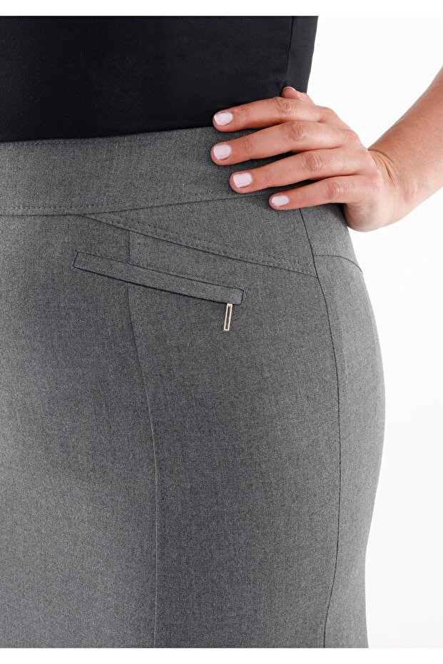 GrayMaxiLength Pleated Back FishModelSkirt - 5