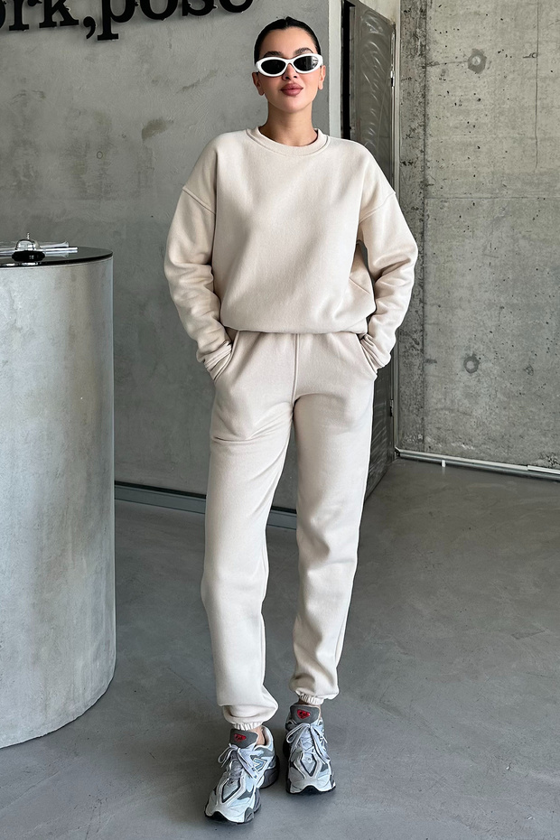 Beżowy komplet dresowy unisex oversize - okrągły dekolt - 4