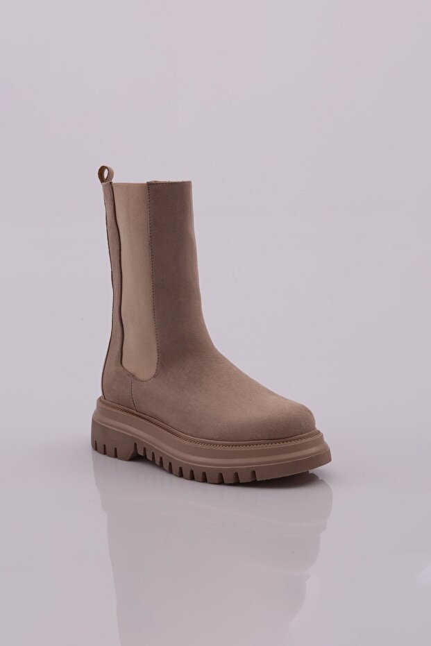 Kalın Taban Yanları Lastikli Kadın Bot Bej Süet - 2