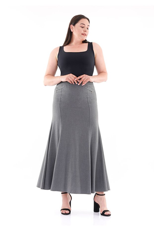 GrayMaxiLength Pleated Back FishModelSkirt - 1