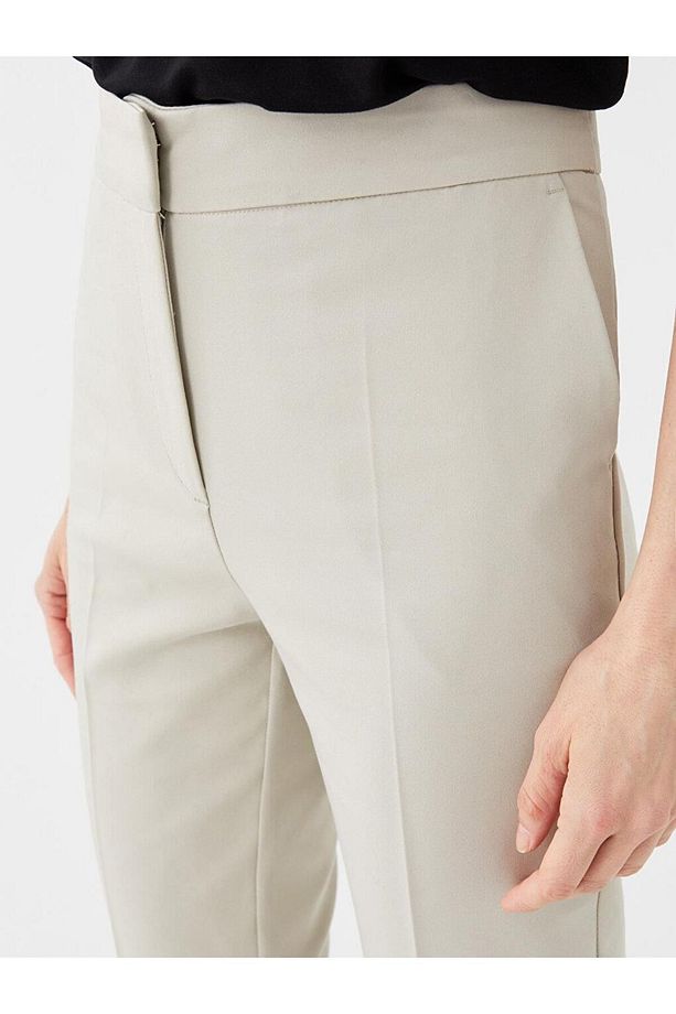 LCWAIKIKI Basic Dar Fit Kadın Pantolon - 3