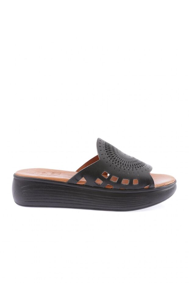 501-23Y Women's Laser Printed Thick Sole Slippers Genuine Leather Black