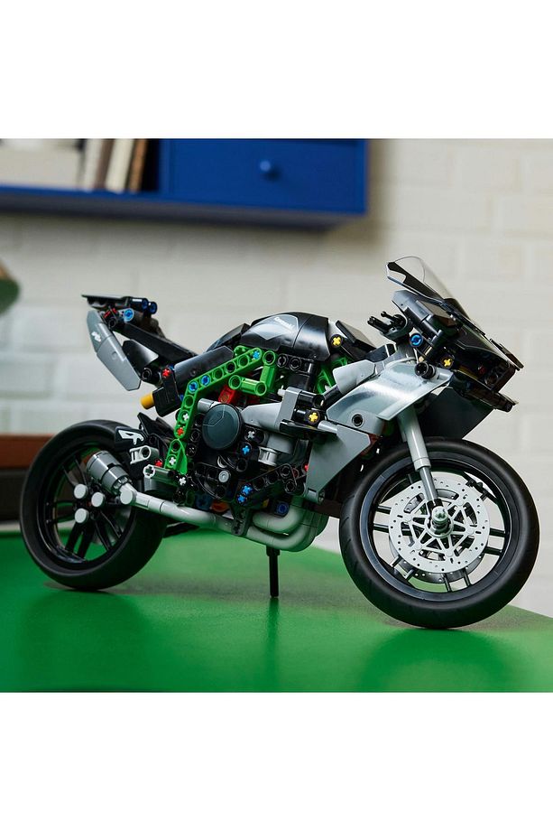 ® Technic Kawasaki Ninja H2R Motosiklet 42170 - 10+ Oyuncak Model Yapım Seti (643 Parça) - 11