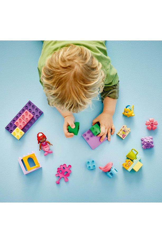 ® DUPLO® | Disney Ariel ve Flounder’ın Kafe Standı 10420 - 2 Yaş ve Üzeri Yapım Seti (22 Parça) - 10