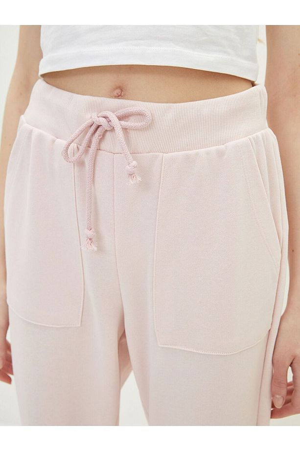 LCW Casual Beli Lastikli Düz Cep Detaylı Kadın Jogger Eşofman Altı - 3