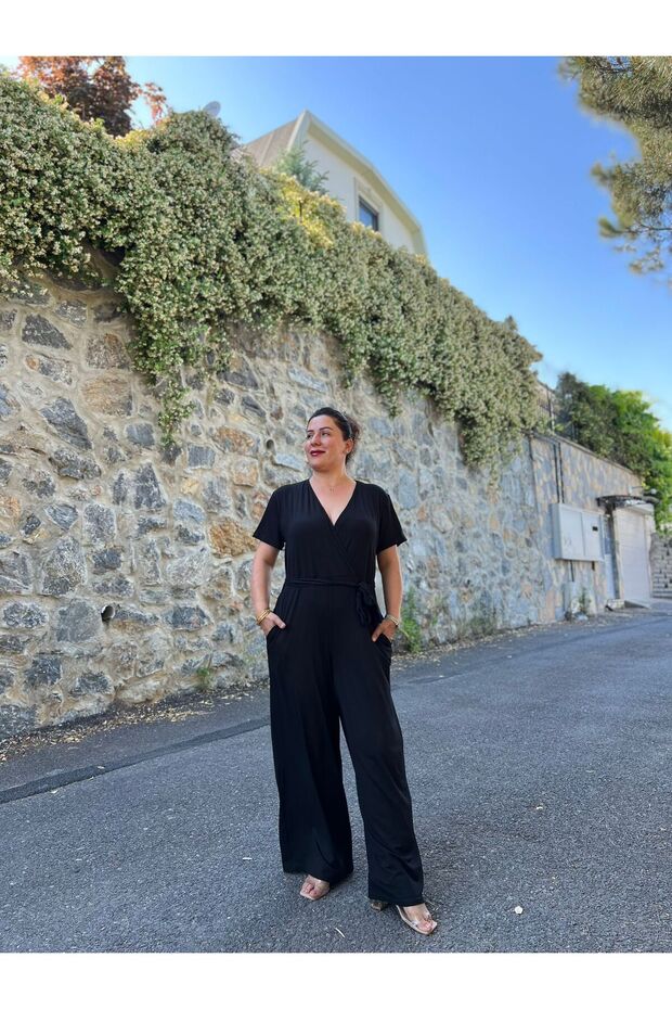 Siyah Kruvaze Yaka Viskon Örme Tulum - 2