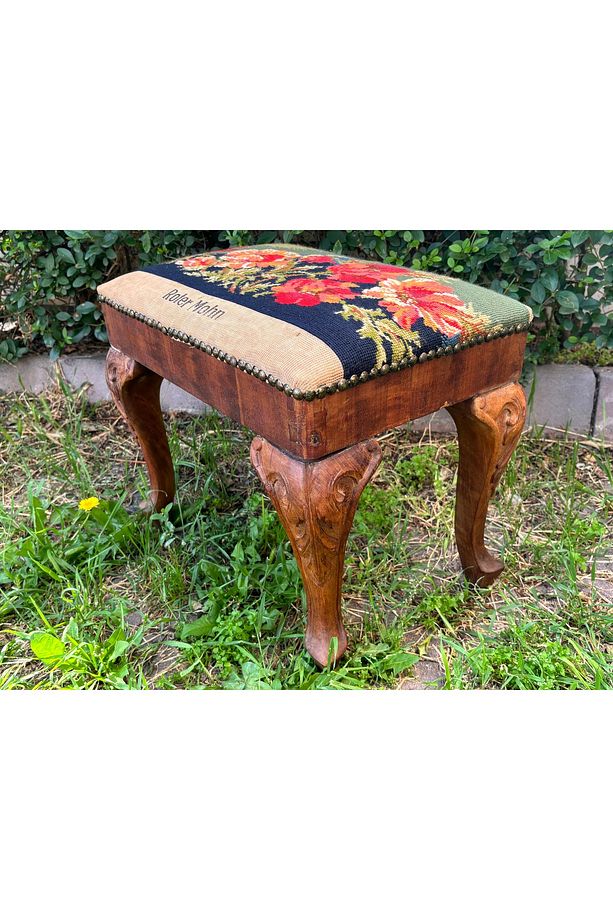 antika goblen döşemeli ahşap alman puf - tabure - piyano taburesi - 47 cm 33 cm 40 cm ölçülerinde - 4
