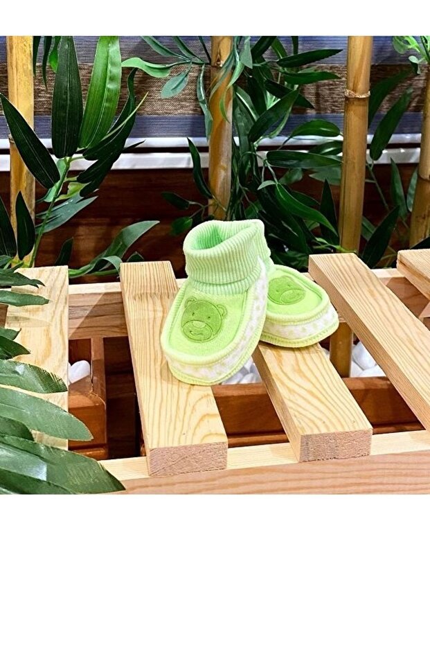 Velvet Newborn Baby Booties Suede Bear Printed
