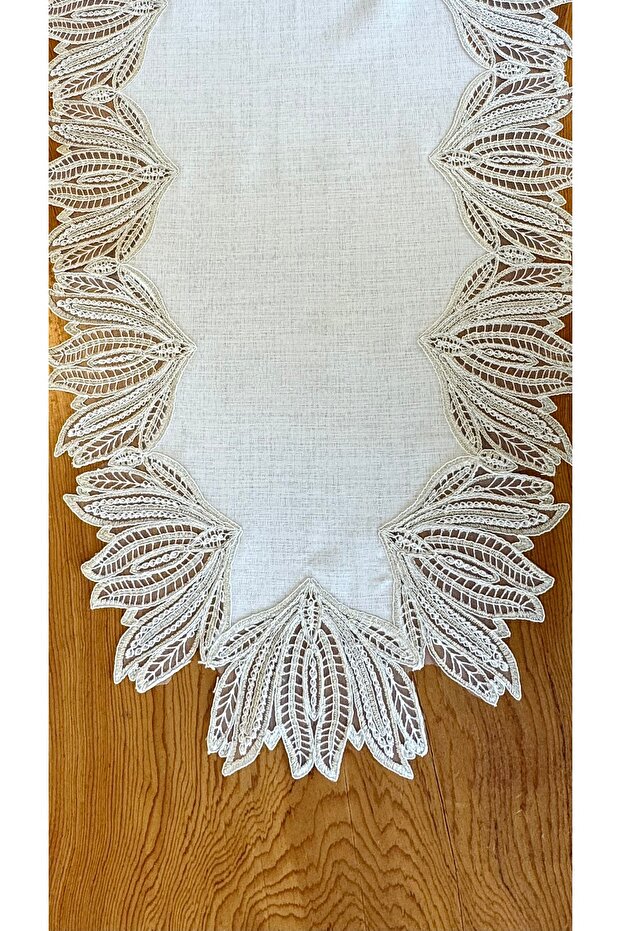 White Color 5-Piece Lace Living Room Set - Tablecloth Runner Set
