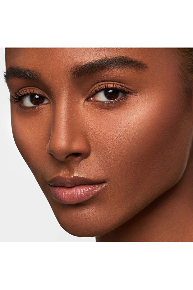 هايلايتر بتأثير القصبة الناعمة - 2