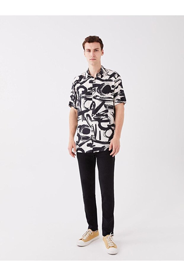 LCW Casual Regular Fit Kısa Kollu Desenli Viskon Erkek Gömlek - 3
