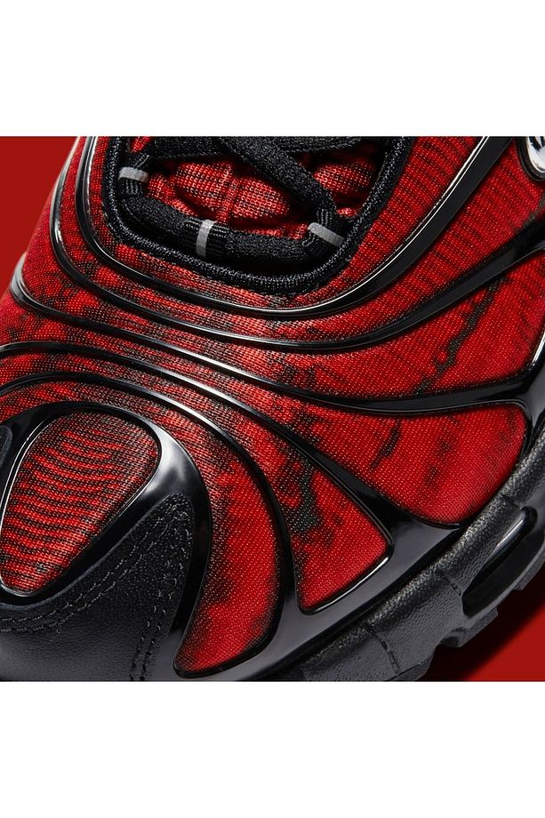 AIRMAX TAILWIND x SKEPTA RED - 4