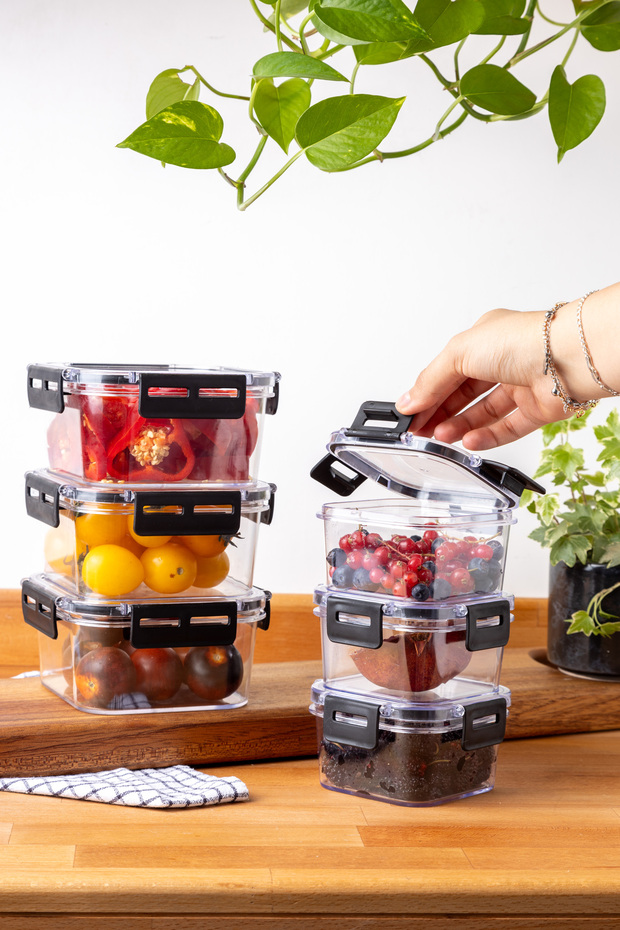 Set of 6 Square Clear Storage Container with Lock Lid for 400-900ML - 5