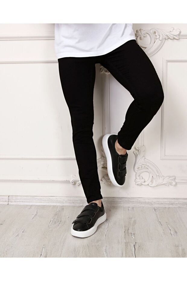 Men's Slim Fit Narrow Cut Denim Jeans Black