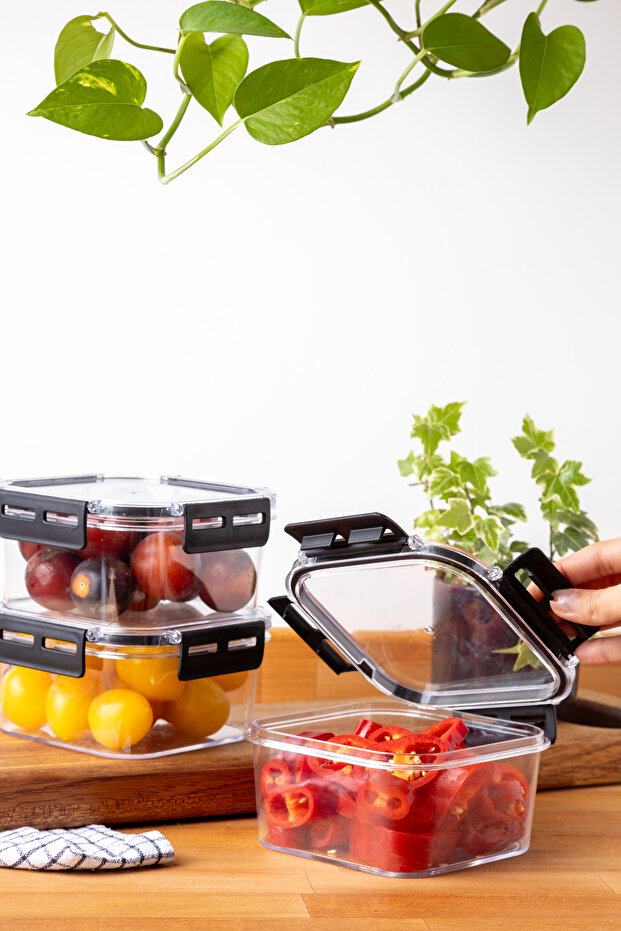 900ML Set of 3 Square Clear Storage Set with Lock Lid - 4