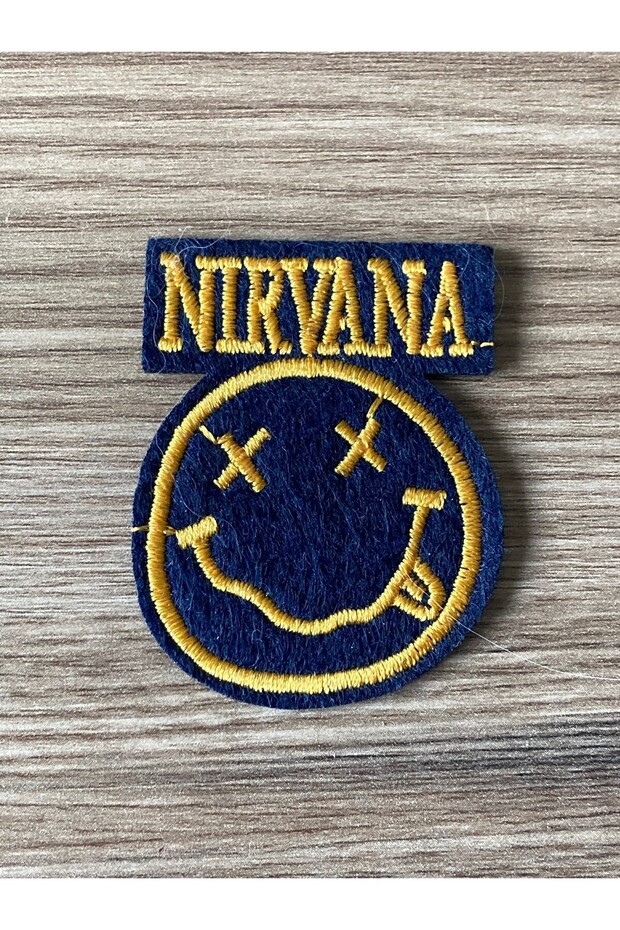 رقعة نيرفانا، منديل، مزيج، رقعة جينز - 1