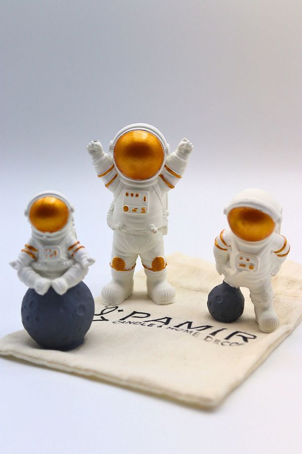 Astronot 3'lü Set Biblo Dekorasyon-el Yapımı-gold-masa Boy - 2