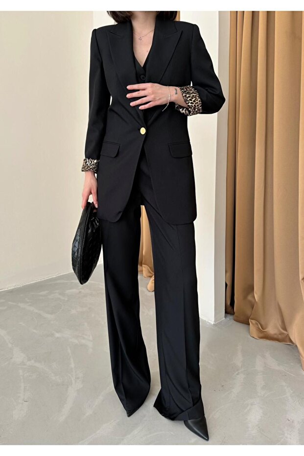 سترة بليزر مبطنة باللؤلؤ - 2