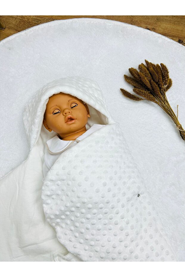 Blanket Ready Swaddle - 3