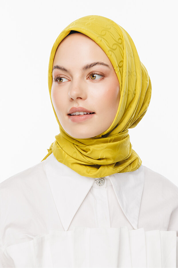 وشاح جاكار حريري بنمط لندن