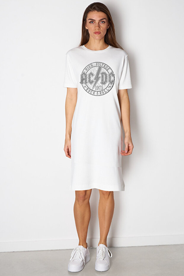 Acdc White Crew Neck Short Sleeve Above Knee Mid Length Combed Cotton Dress in the Circle