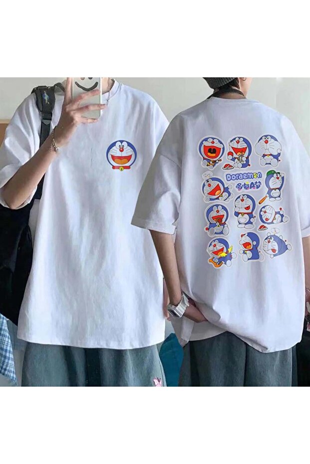 تي شيرت Doraemon Collage Back مطبوع باللون الأبيض للجنسين
