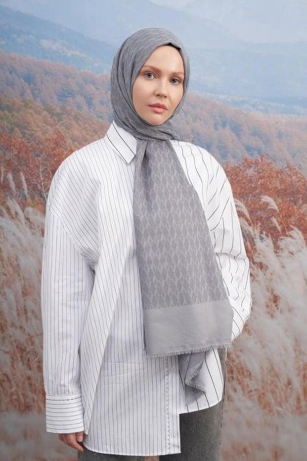 شال قطن 70 × 190 بنمط مونوجرام - AR 3098 03046