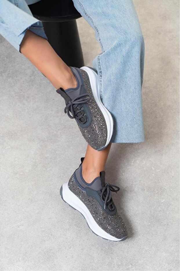 Kadın Kristal Taş Detaylı Yüksek Tabanlı Yürüyüş Ayakkabısı - 8