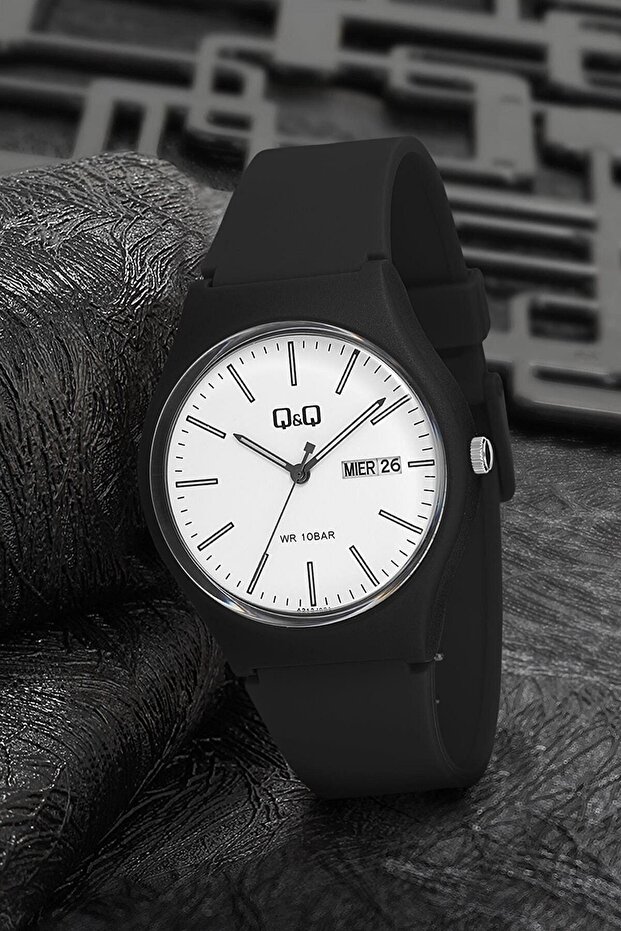 Classic Striped Unisex Wristwatch with Waterproof Silicone Band and Double Calendar