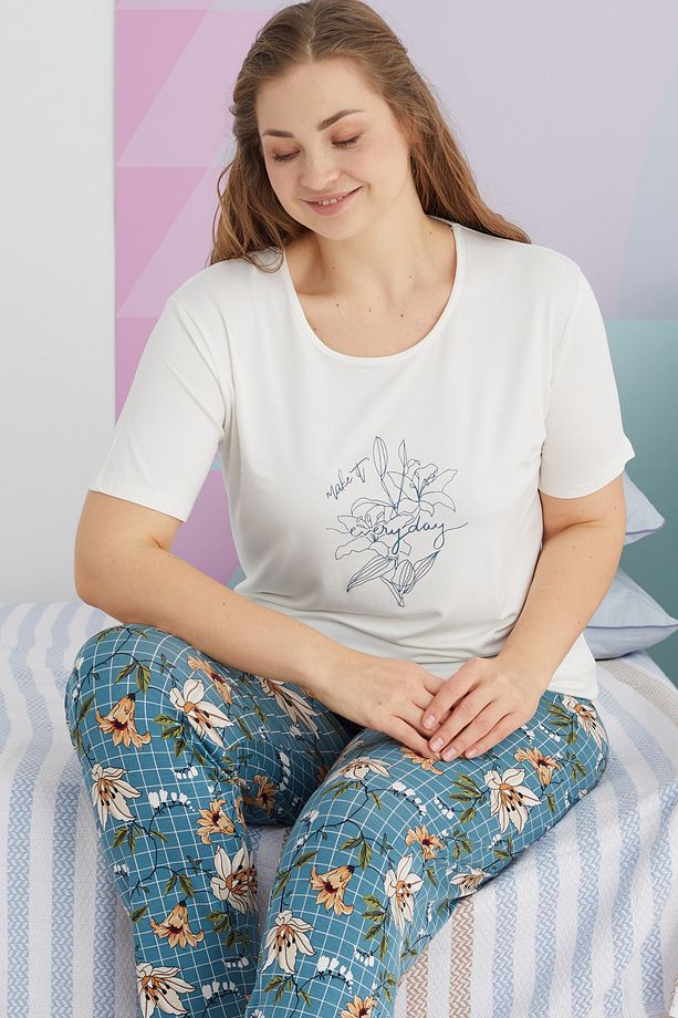 çok renkli Curve Büyük Beden Battal Boy Viskon Örme Pijama Takımı - 1