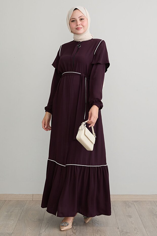 Plum Ferace with Handle and Fold Detail